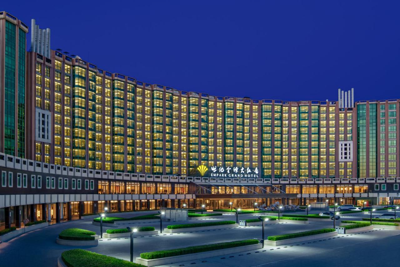 Empark Grand Hotel Beijing Bagian luar foto